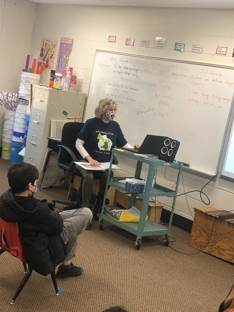 Mrs. Russell reads to Mrs. Waun’s 3rd Graders for World Read Aloud Day! Celebrate by reading with your family today!