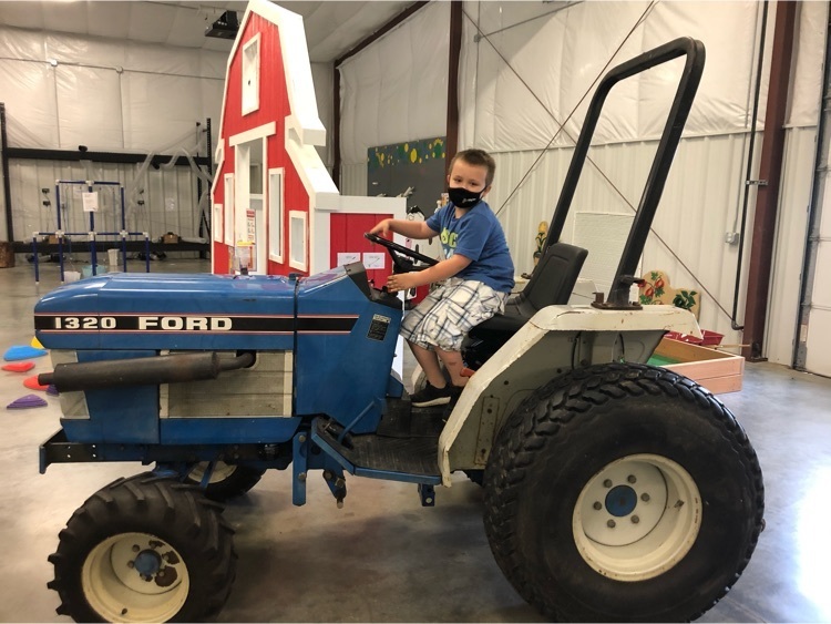 tractor