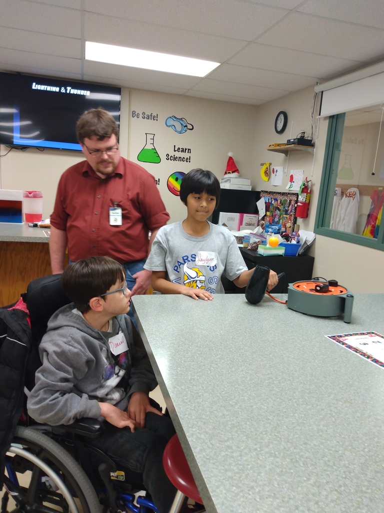 Mrs. Strode's class had a great time learning about weather and climate around the world today at Greenbush