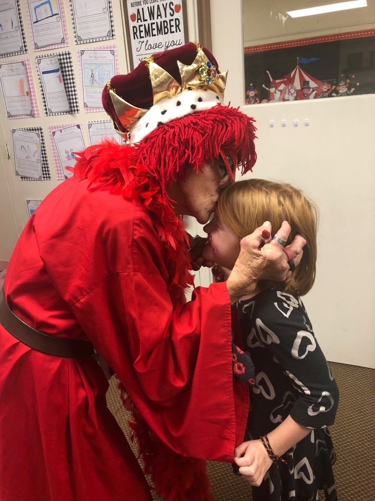 queen red and student