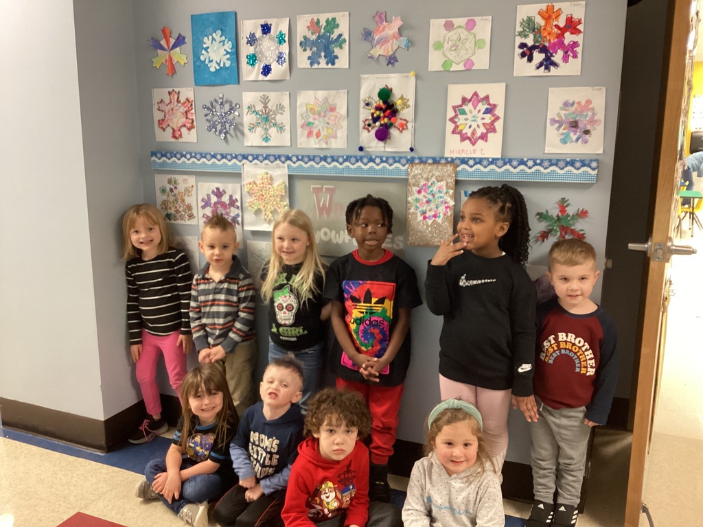 PM Class with their snowflakes