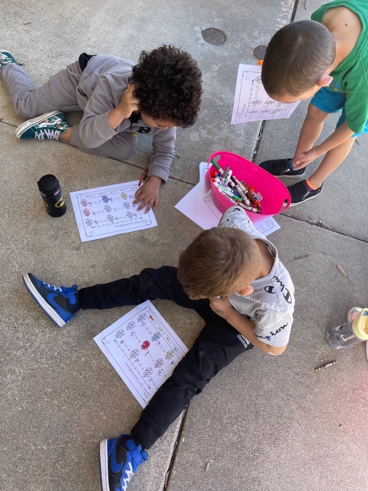 Mrs. Anderson’s Kindergarten class spent their math time outside today enjoying the nice weather! 