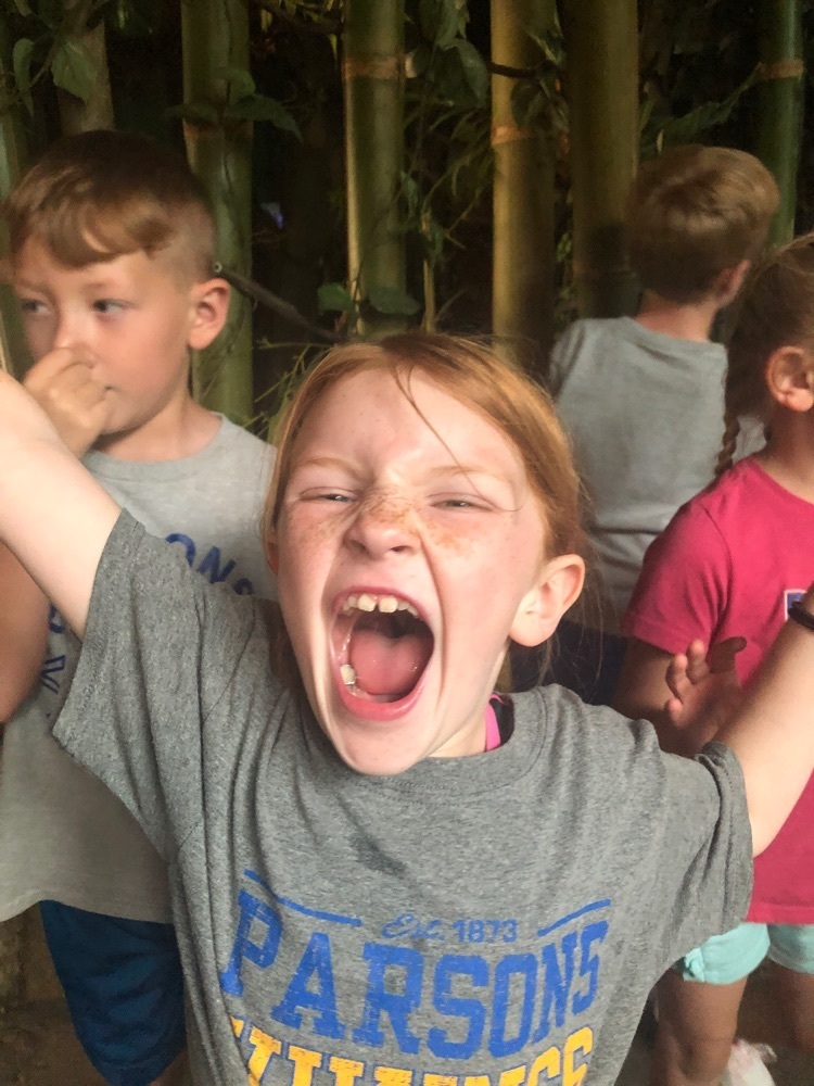 girl super excited about the zoo