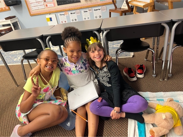 Miss Ally’s first graders are excited for summertime! ☀️
